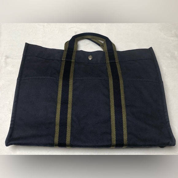 Hermes Authentic Fourre Tout Navy/Green Tote Bag,GUC. - Picture 3 of 17